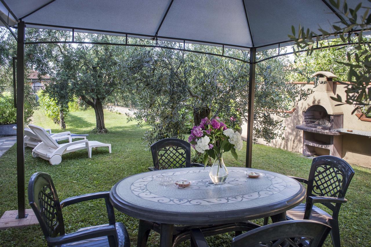 Апартаменты Nel Giardino Degli Ulivi Кастельнуово-ди-Магра Экстерьер фото
